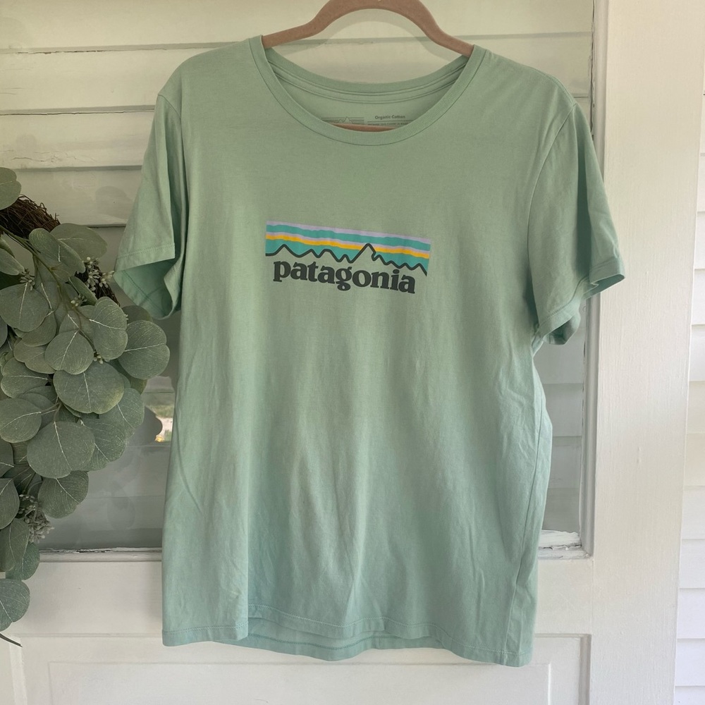 Patagonia Women’s Sea Foam Green Responsibili-tee